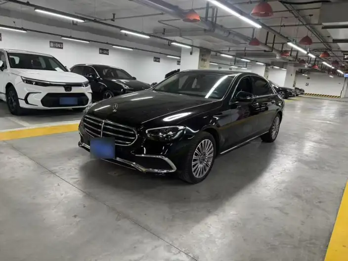 Mercedes-Benz E-Class 2021 Model E 300 L Luxury Model sedan – фото 1