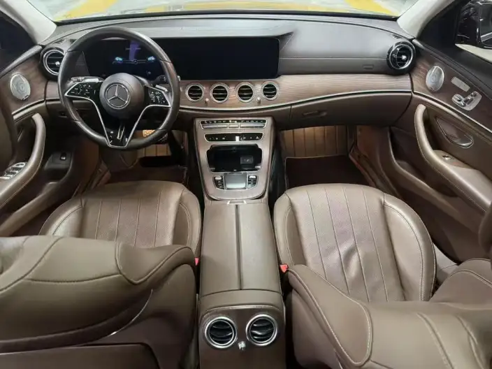 Mercedes-Benz E-Class 2021 Model E 300 L Luxury Model sedan – фото 9