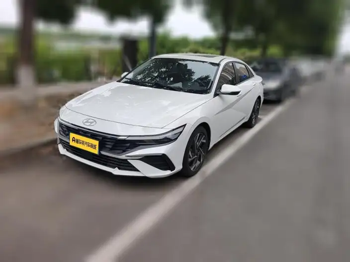Hyundai Ioniq 2023 Model 1.5L CVT LUX Premium Edition – фото 1