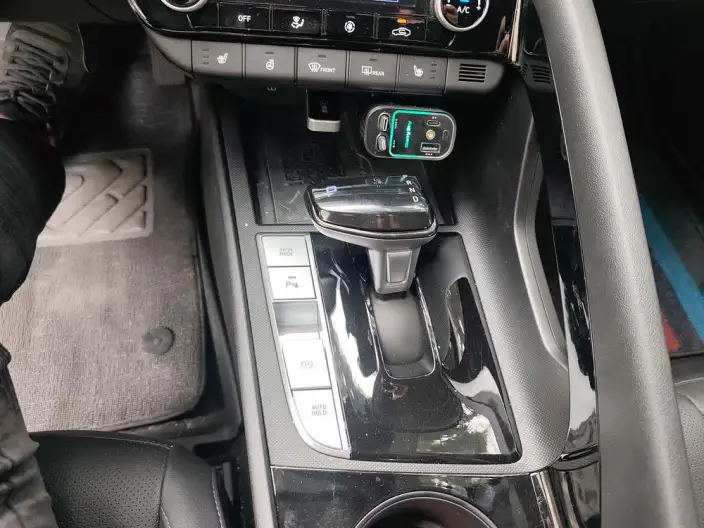 Hyundai Ioniq 2023 Model 1.5L CVT LUX Premium Edition – фото 9