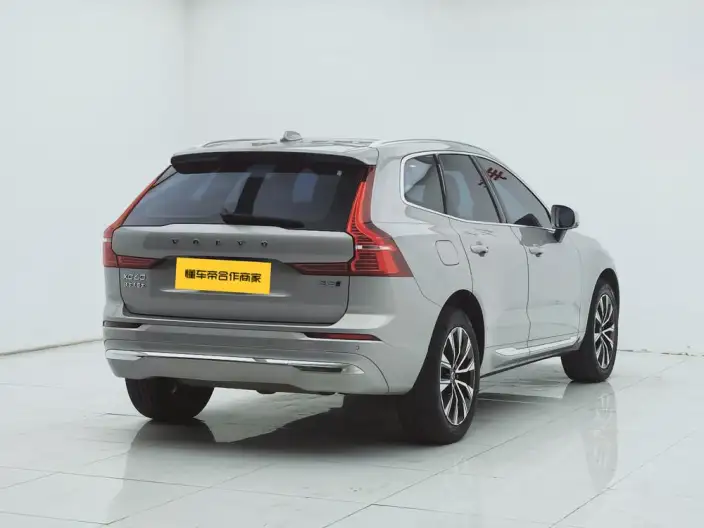 Volvo XC60 2023 Model B5 4WD Smart Range Deluxe Edition – фото 6