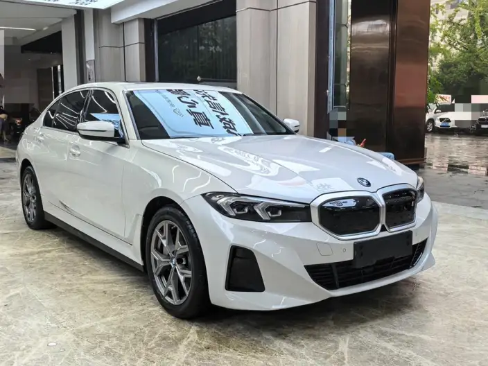 BMW i3 2023 Model eDrive35L – фото 3