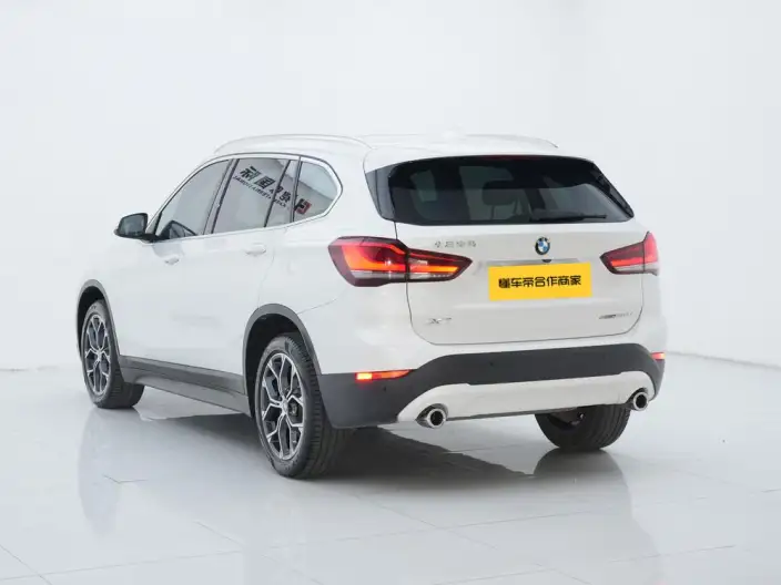 BMW X1 2022 Model sDrive25Li Leading Model – фото 4