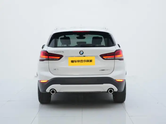 BMW X1 2022 Model sDrive25Li Leading Model – фото 5