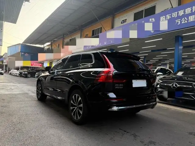 Volvo XC60 2024 Model B5 4WD Smart Range Deluxe Edition – фото 4