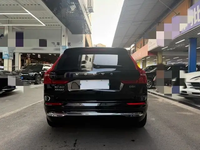 Volvo XC60 2024 Model B5 4WD Smart Range Deluxe Edition – фото 5