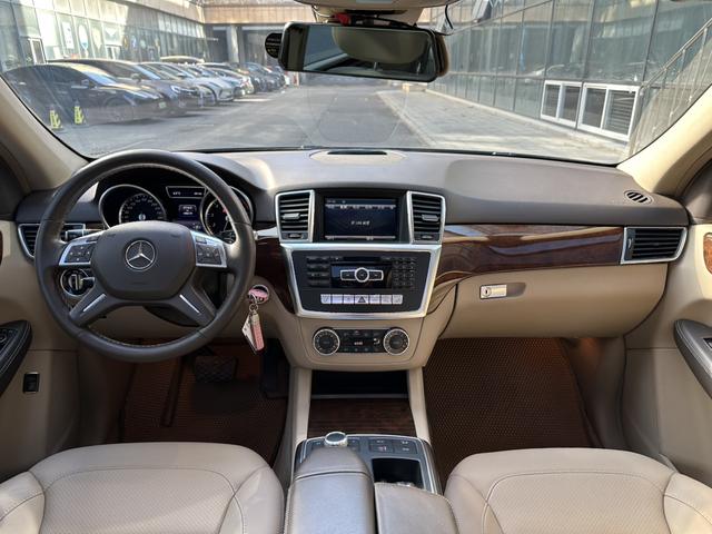 Mercedes-Benz M-Class 2014 ML 400 4MATIC Dynamic – фото 10