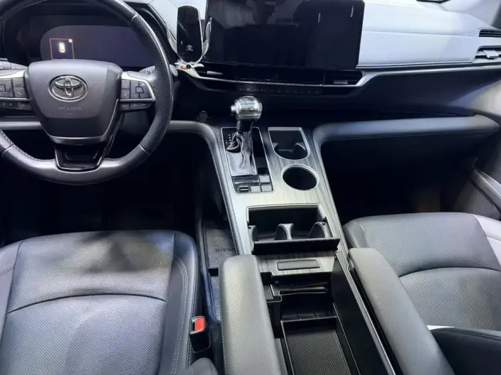 Toyota Sienna 2021 Model 2.5L Hybrid Supreme Edition – фото 7