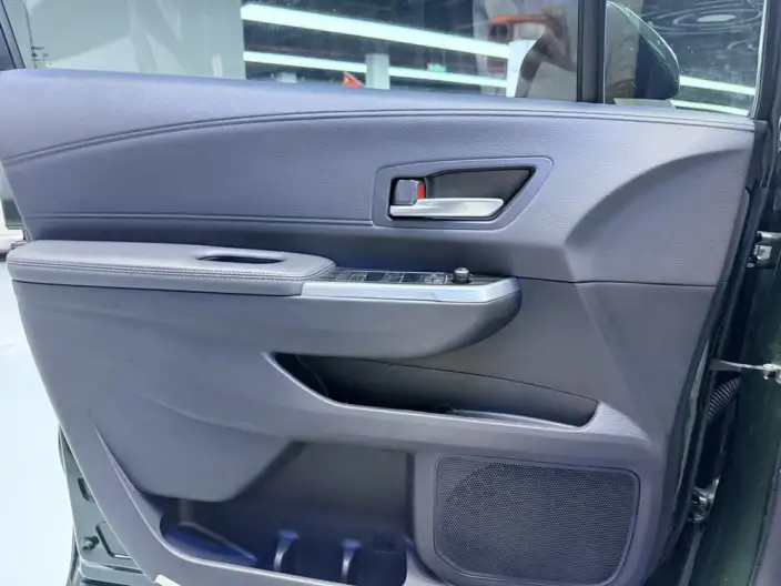 Toyota Sienna 2021 Model 2.5L Hybrid Supreme Edition – фото 8