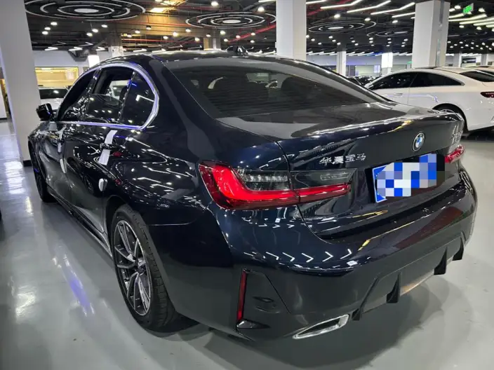 BMW 3 Series 2023 Model 320Li M Sports Set – фото 4