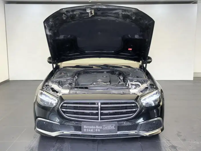 Mercedes-Benz E-Class 2022 Model E 300 L Luxury Model sedan – фото 2