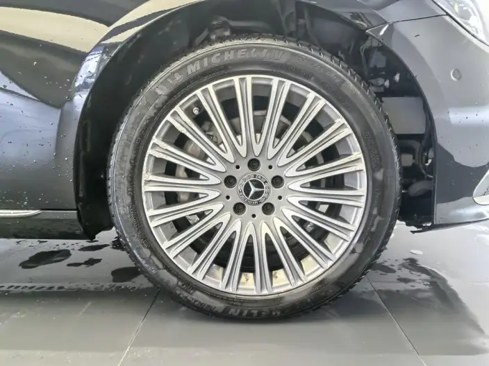 Mercedes-Benz E-Class 2022 Model E 300 L Luxury Model sedan – фото 6