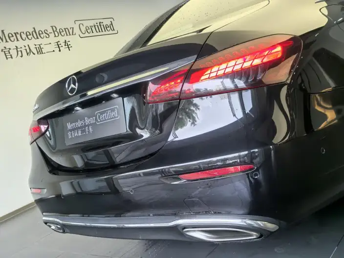Mercedes-Benz E-Class 2022 Model E 300 L Luxury Model sedan – фото 9