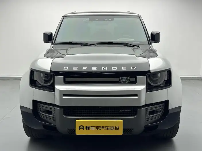 Land Rover Defender 2022 Model 110 P400 X-Dynamic HSE – фото 2