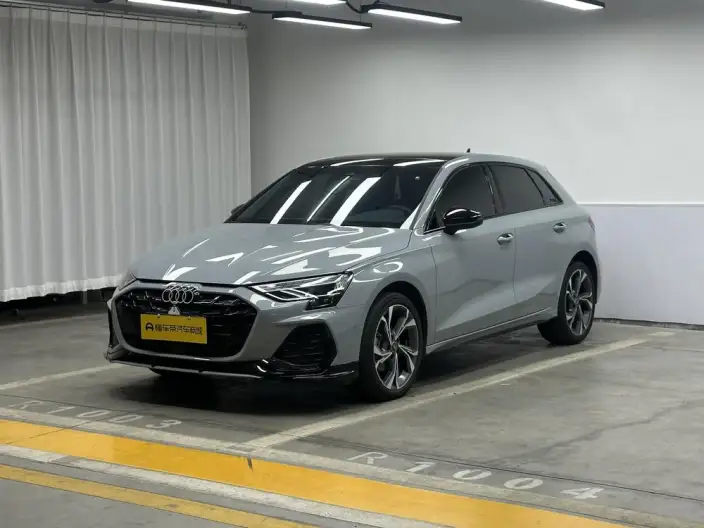 Audi A3 2026 Model Sportback 35 TFSI Continental Flying Spur Exclusive Model – фото 1