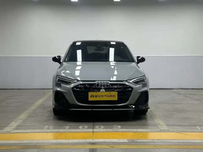 Audi A3 2026 Model Sportback 35 TFSI Continental Flying Spur Exclusive Model – фото 2