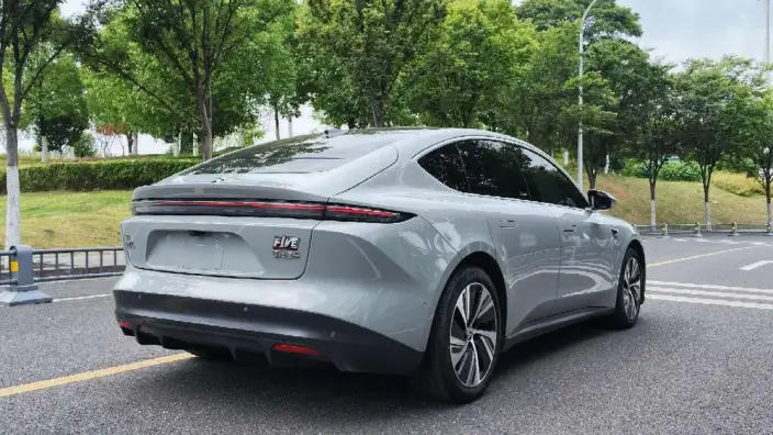 NIO ET5 2022 Model 75kWh – фото 7