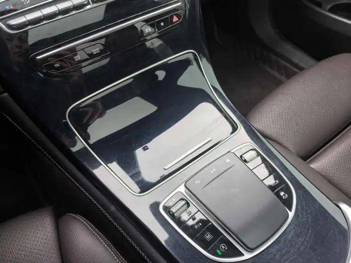 Mercedes-Benz GLC 2022 Model Facelift GLC 260 L 4MATIC Dynamic Model – фото 10