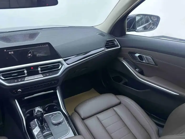 BMW 3 Series 2021 Model Facelift II 320Li M Sports Set – фото 7