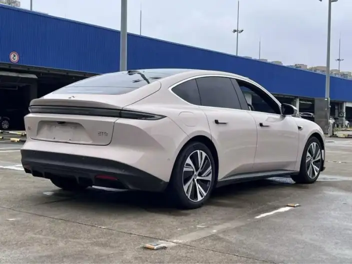 NIO ET5 2024 Model 100kWh – фото 6
