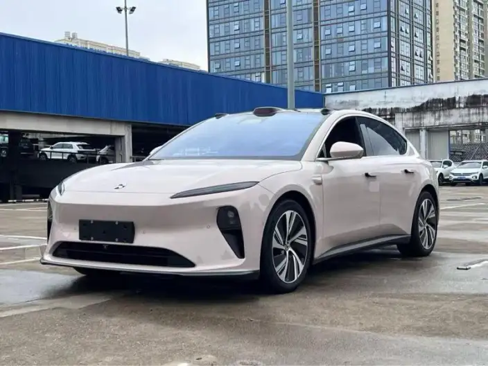 NIO ET5 2024 Model 100kWh – фото 10