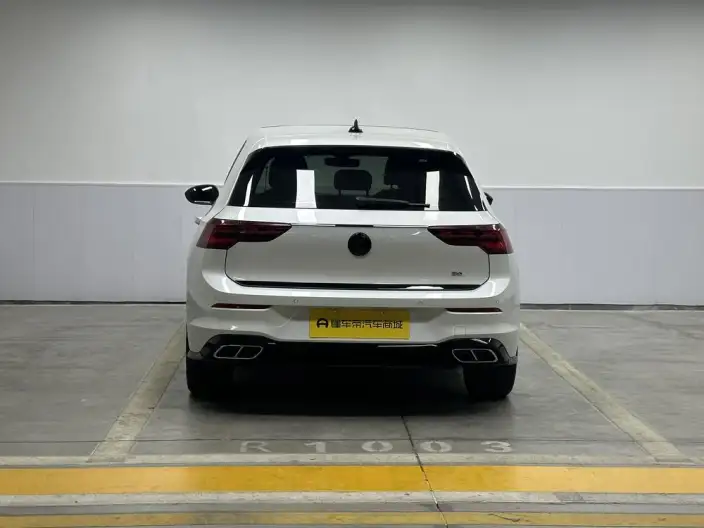 Volkswagen Golf 2021 Model 280TSI DSG R-Line – фото 6