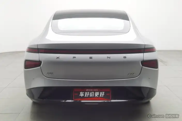 XPeng P7 2022 Model 625E – фото 2
