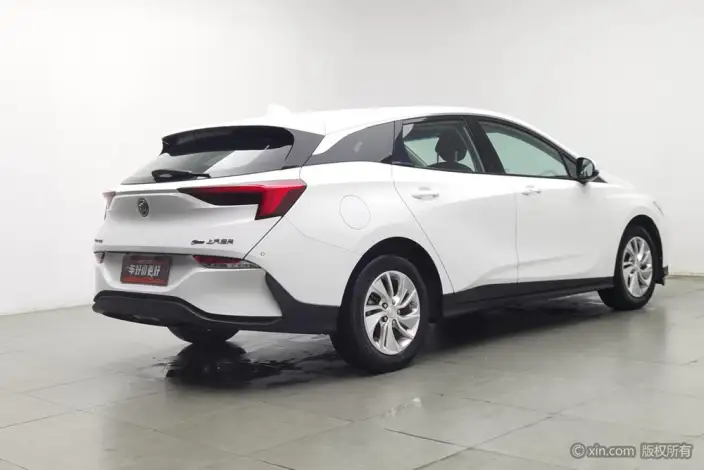 Buick Velite 6 PHEV 2022 Model Connected Fashion Model – фото 4