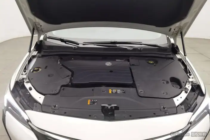Buick Velite 6 PHEV 2022 Model Connected Fashion Model – фото 5