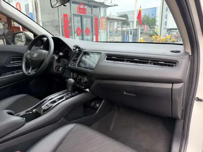 Honda Vezel 2022 Model 1.5L CVT Elite Smart Edition – фото 9