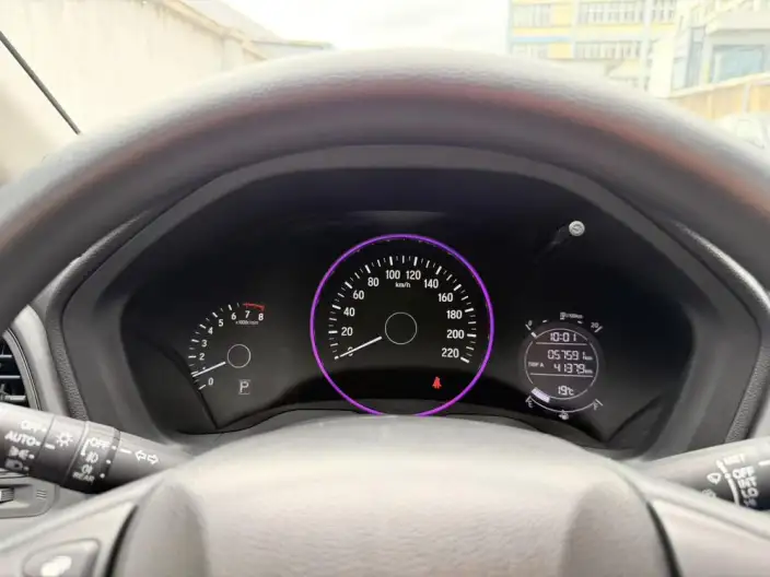 Honda Vezel 2022 Model 1.5L CVT Elite Smart Edition – фото 10