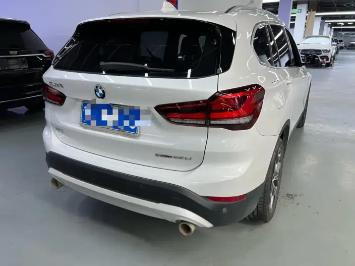 BMW X1 2022 Model sDrive25Li Leading Model – фото 5