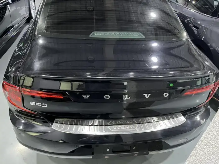Volvo S90 2021 Model B5 Smart Range Deluxe Edition – фото 6