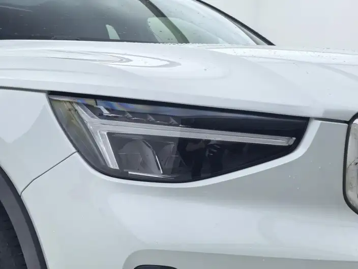 Volvo XC40 2024 Model B3 Smart Range Deluxe Edition – фото 8