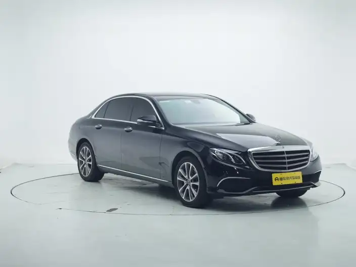 Mercedes-Benz E-Class 2020 Model E 260 L – фото 3