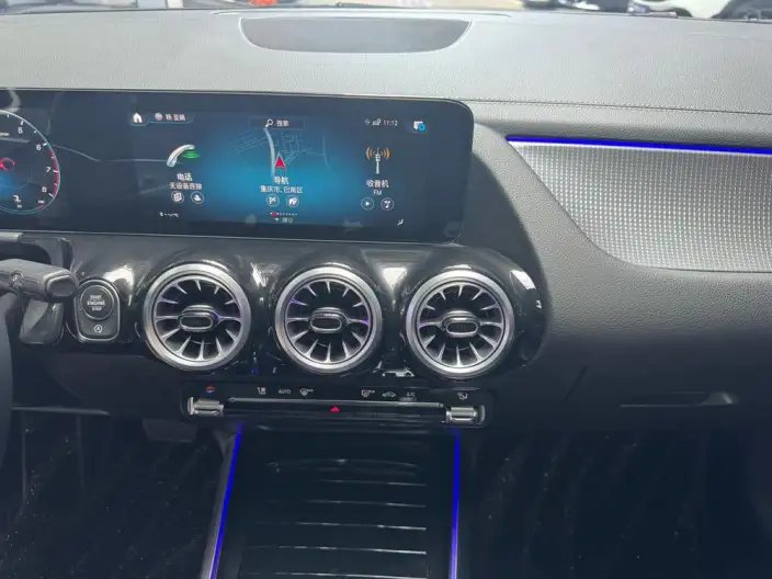 Mercedes-Benz GLA 2022 Model GLA 200 – фото 10