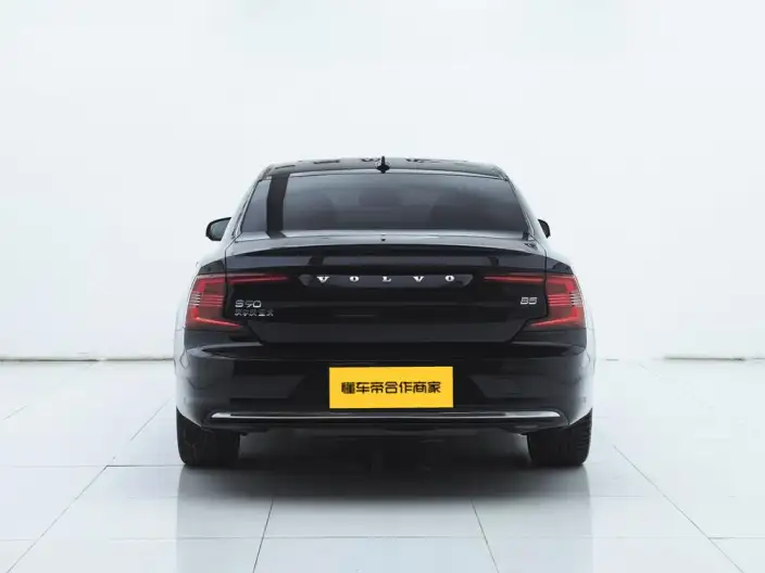 Volvo S90 2024 Model B5 Smart Range Deluxe Edition – фото 5