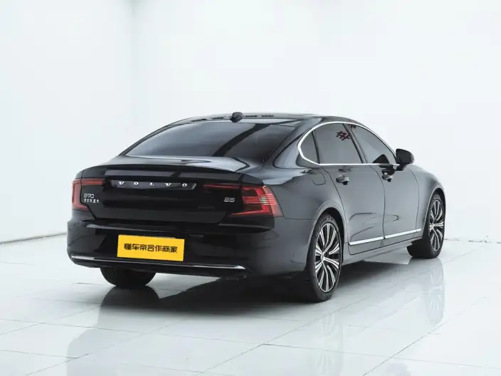 Volvo S90 2024 Model B5 Smart Range Deluxe Edition – фото 6