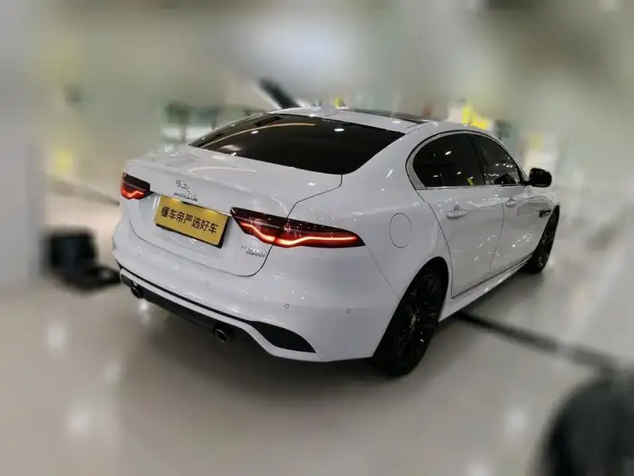 Jaguar XE L 2020 Model 2.0T 200PS R-DYNAMIC S Enterprising Sports Edition – фото 4
