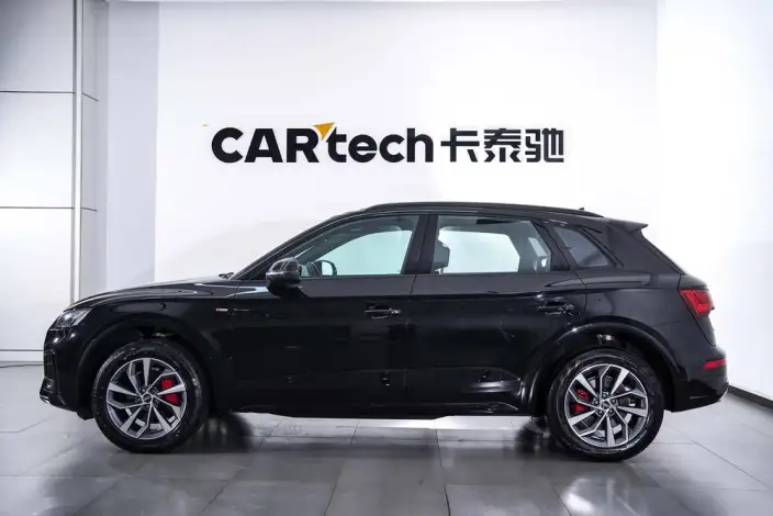 Audi Q5L 2025 Model 40TFSI Luxury Dynamic Model – фото 3