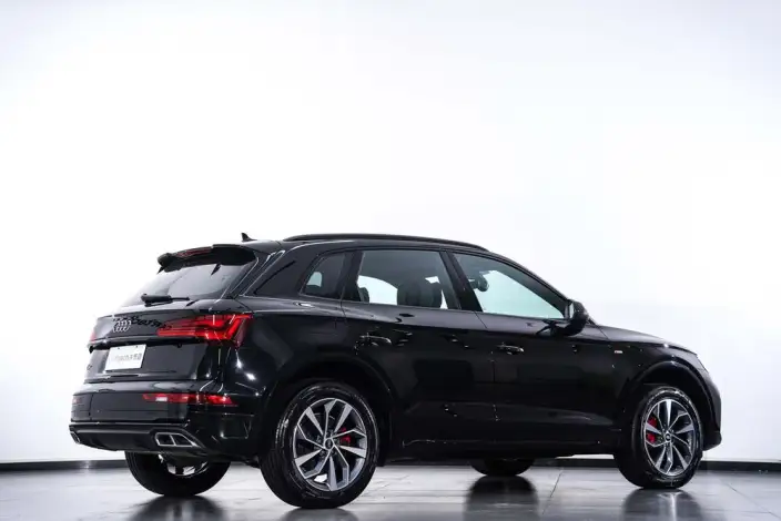 Audi Q5L 2025 Model 40TFSI Luxury Dynamic Model – фото 5