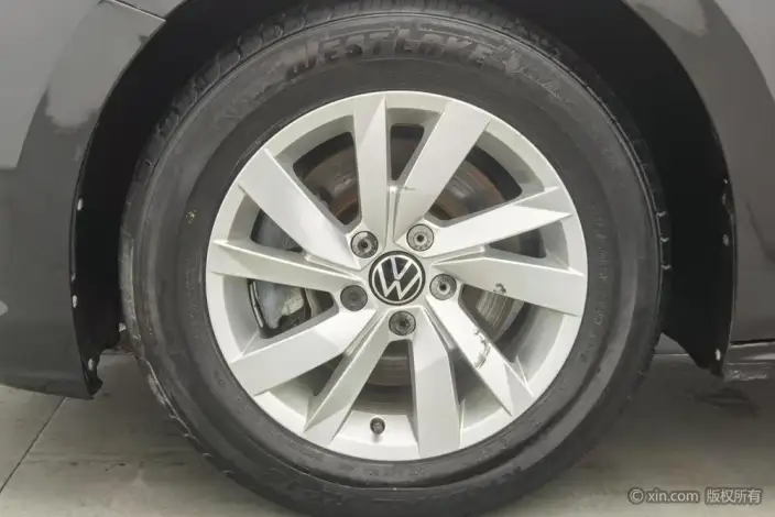 Volkswagen Passat 2022 Model 280TSI Business Edition – фото 7