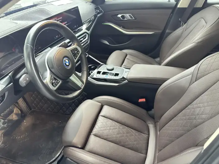 BMW i3 2023 Model eDrive35L – фото 8