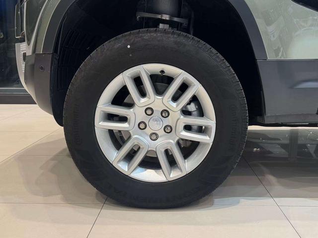 Land Rover De f ender 2024 90 2.0T P300 S – фото 18