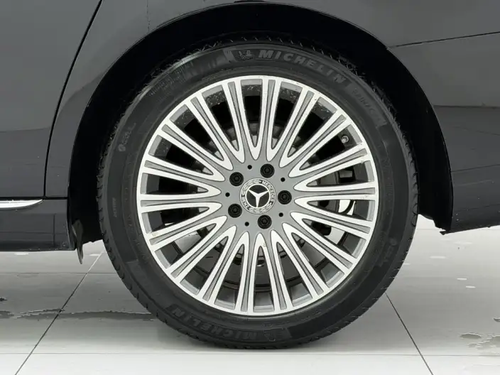 Mercedes-Benz E-Class 2021 Model E 300 L Luxury Model sedan – фото 9