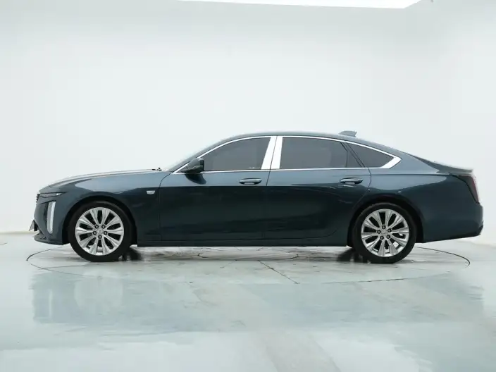 Cadillac CT6 2023 Model 28T Luxury Model – фото 4