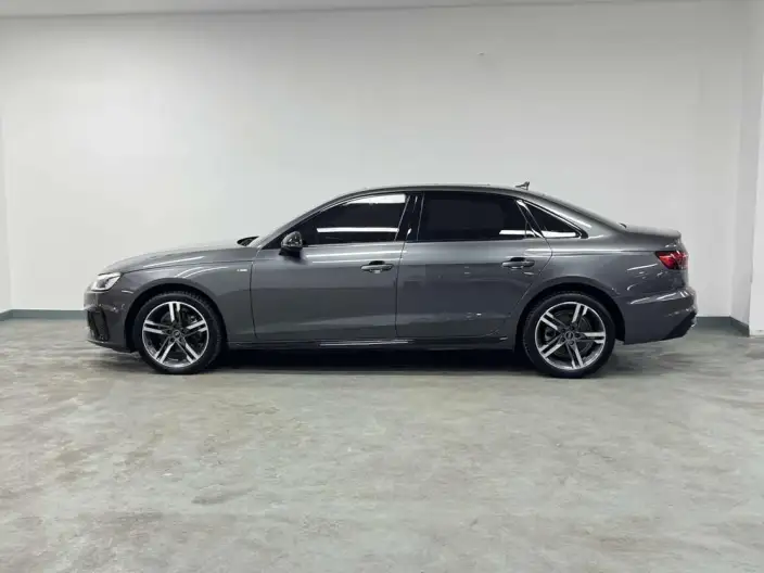 Audi A4 L 2022 Model 40 TFSI Luxury Dynamic Model – фото 4
