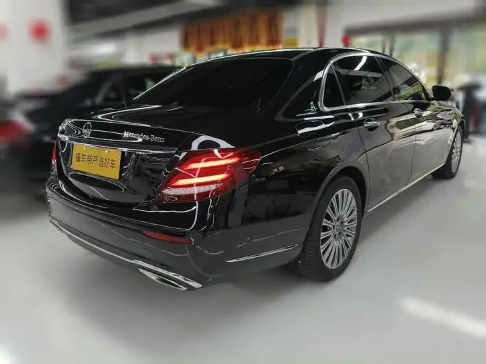 Mercedes-Benz E-Class 2020 Model E 300 L Fashion Model – фото 4