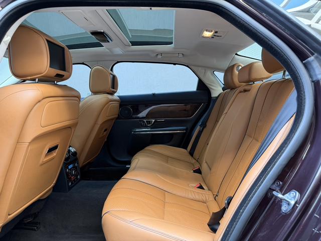 Jaguar XJ 2015 модификация XJL 3.0 SC 2WD Panorama Business Edition – фото 8