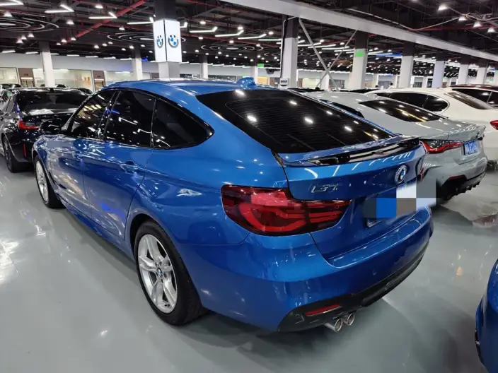 BMW 3 Series Gran Turismo 2020 Model 320i M Sports Set – фото 3